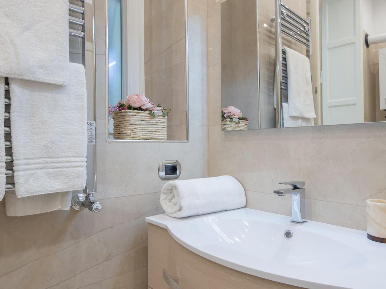 White House In Rome Apartment ภายนอก รูปภาพ
